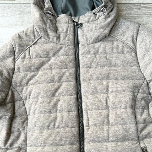 Lole Lightweight Quilted Fabric  Puffer Jacket in Grey Mauve - Picture 7 of 16